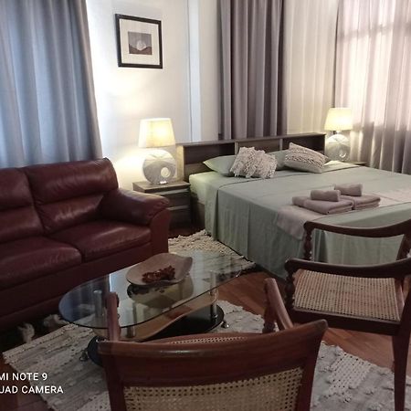 Hello Guest House กาตร์บอร์นส์ ภายนอก รูปภาพ