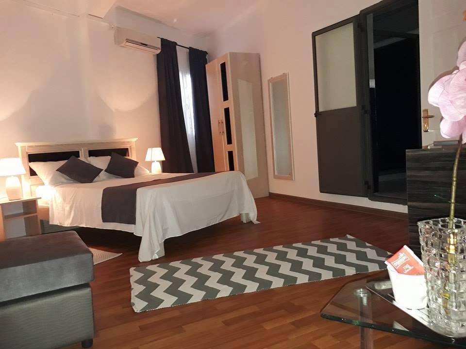 Hello Guest House กาตร์บอร์นส์ ภายนอก รูปภาพ