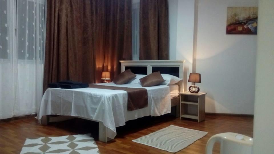 Hello Guest House กาตร์บอร์นส์ ภายนอก รูปภาพ
